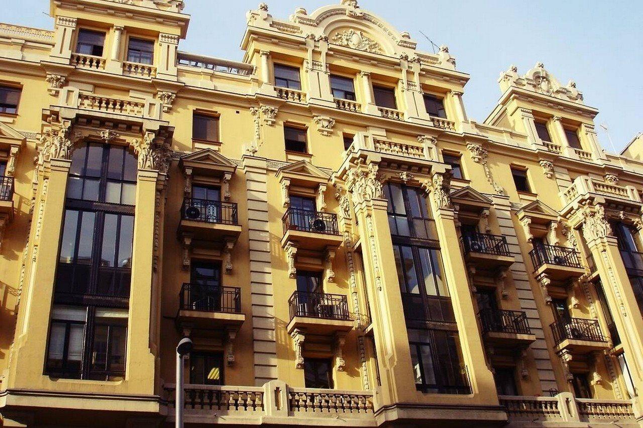 Hostal Avenida Madrid Bagian luar foto