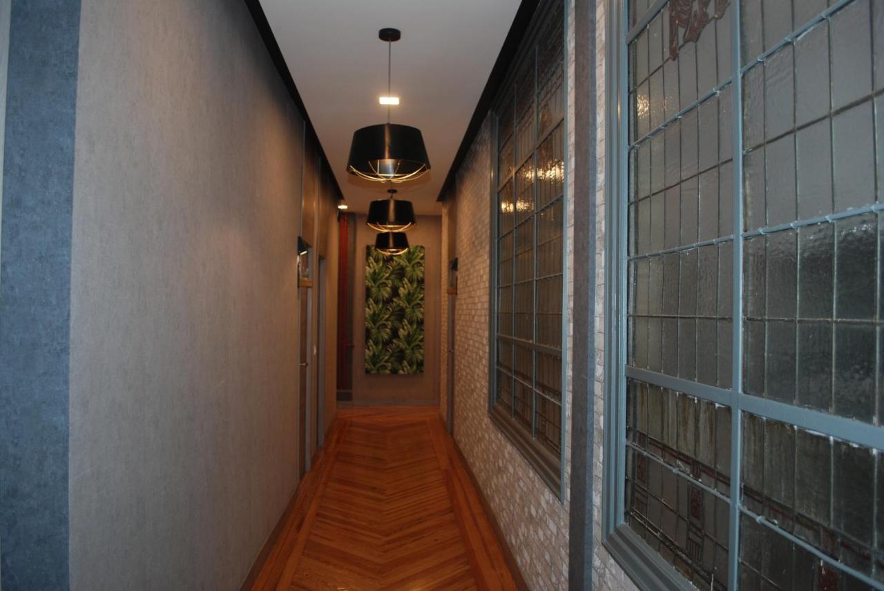 Hostal Avenida Madrid Bagian luar foto