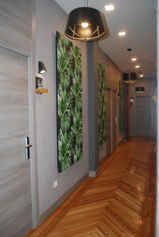 Hostal Avenida Madrid Bagian luar foto